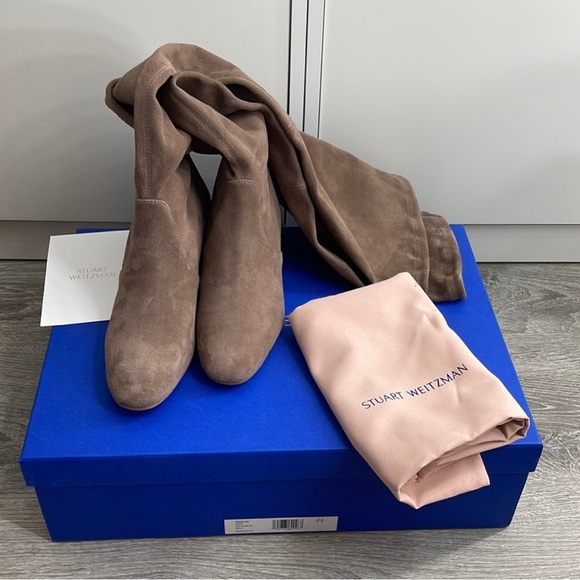 Stuart Weitzman Shoes - Stuart Weitzman Taupe Suede Genna 60 Boots size 37.5